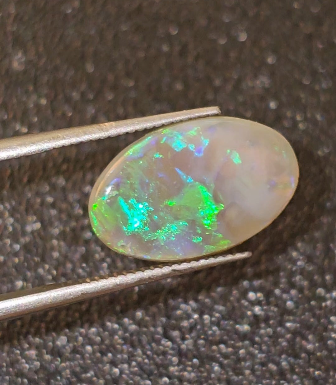 Lightning Ridge Grey & Semi-Crystal Oval Cabochon 14.3x9x2mm 1.86ct