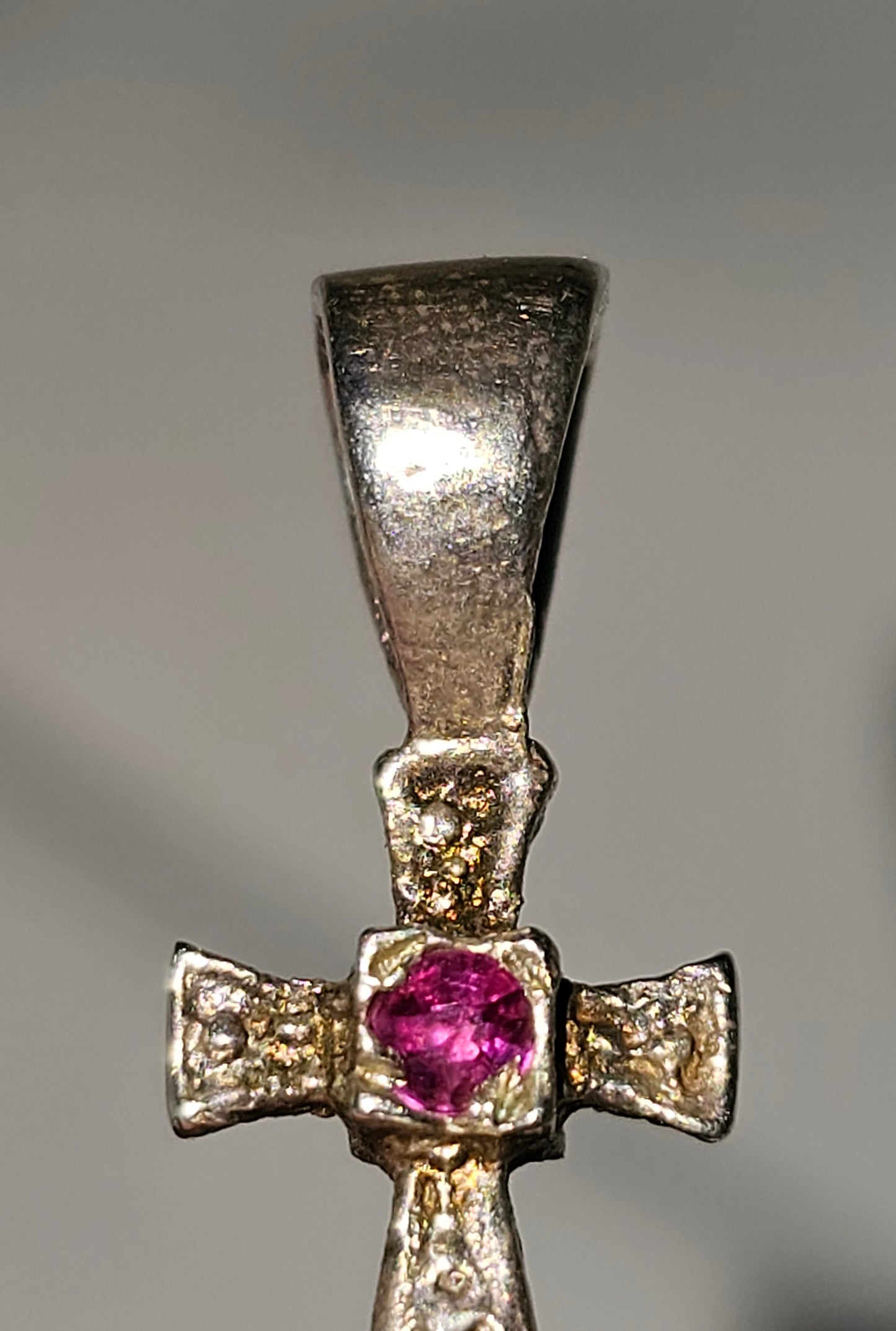 1977 Queens Silver & Ruby Jubilee Pendant