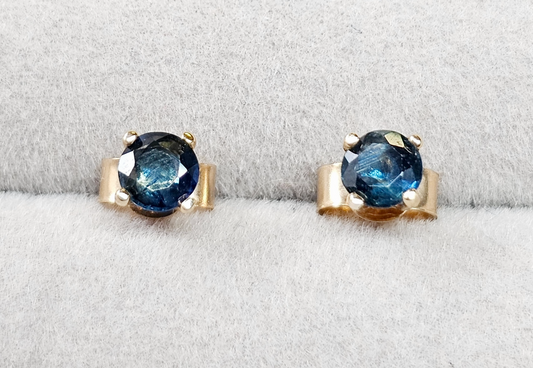Sri Lanka Sapphire 9ct Gold Stud Earrings