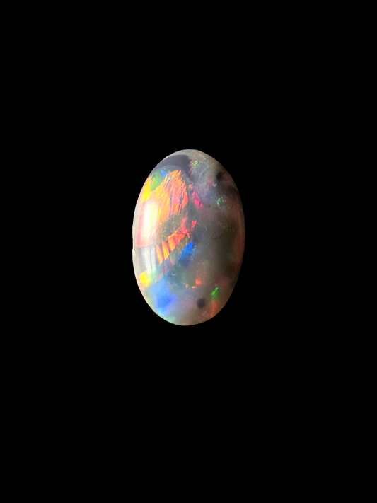 Australian Lightning Ridge Semi- Black Opal Oval Cabochon 9x6x3mn 0.81ct