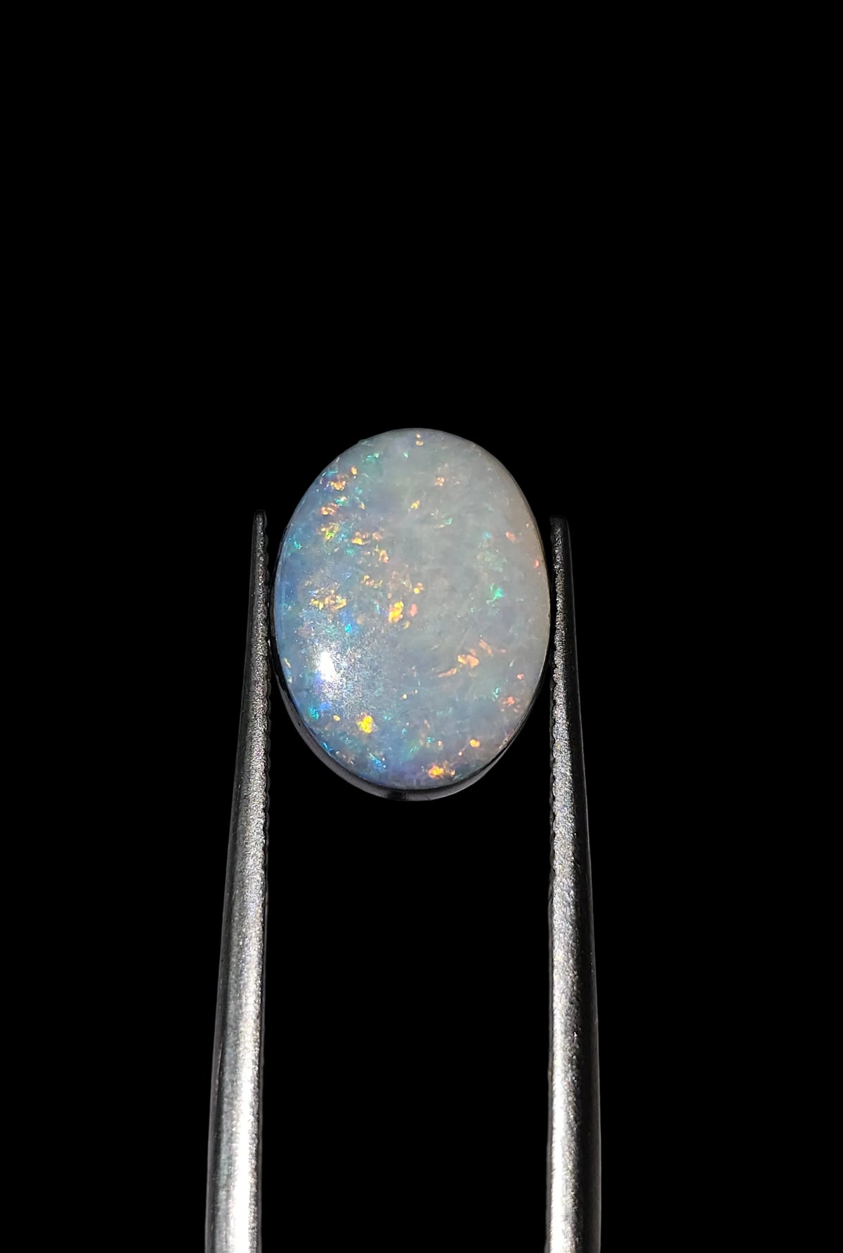 Coober Pedy Oval 13x9x3mm 2.80ct